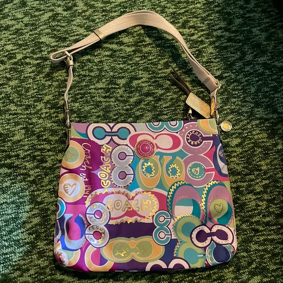 Coach Handbags - Coach Pop ‘C’ Grafitti Crossbody Bag